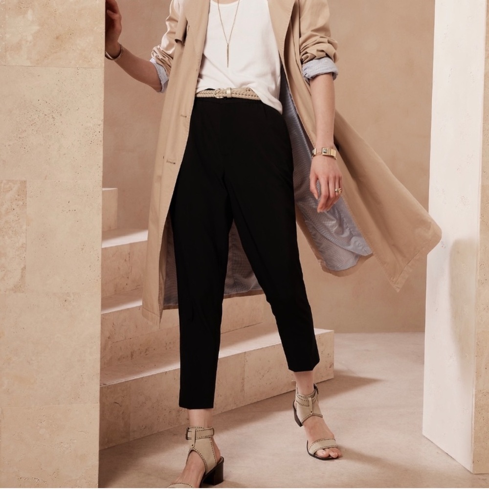 Banana Republic Airstretch Taper Pant